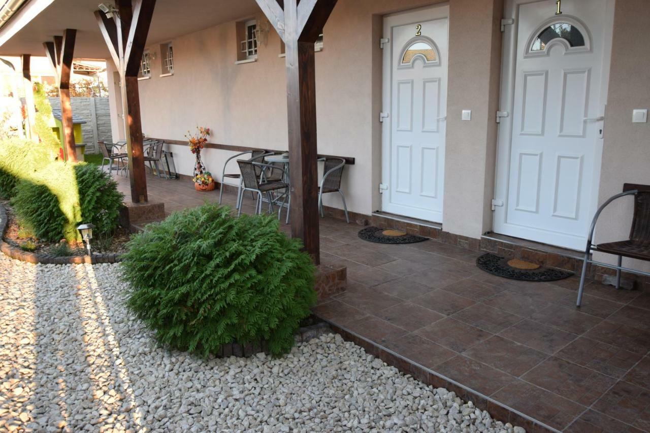 Belany Studios Veľký Meder Dış mekan fotoğraf